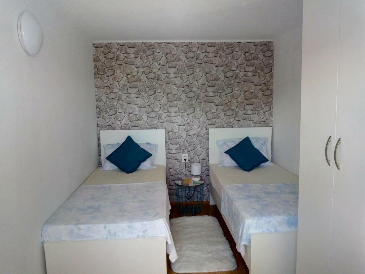Apartmani Paulo 비스 외부 사진